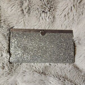 Silver glitter clutch